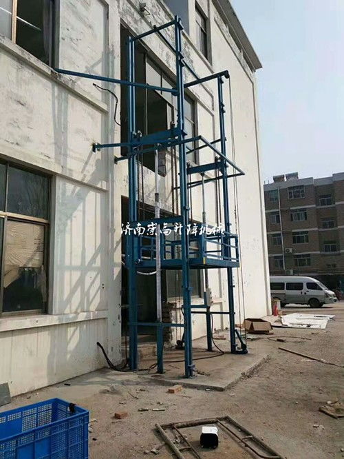 柳州导轨式升降货梯厂家服务为先